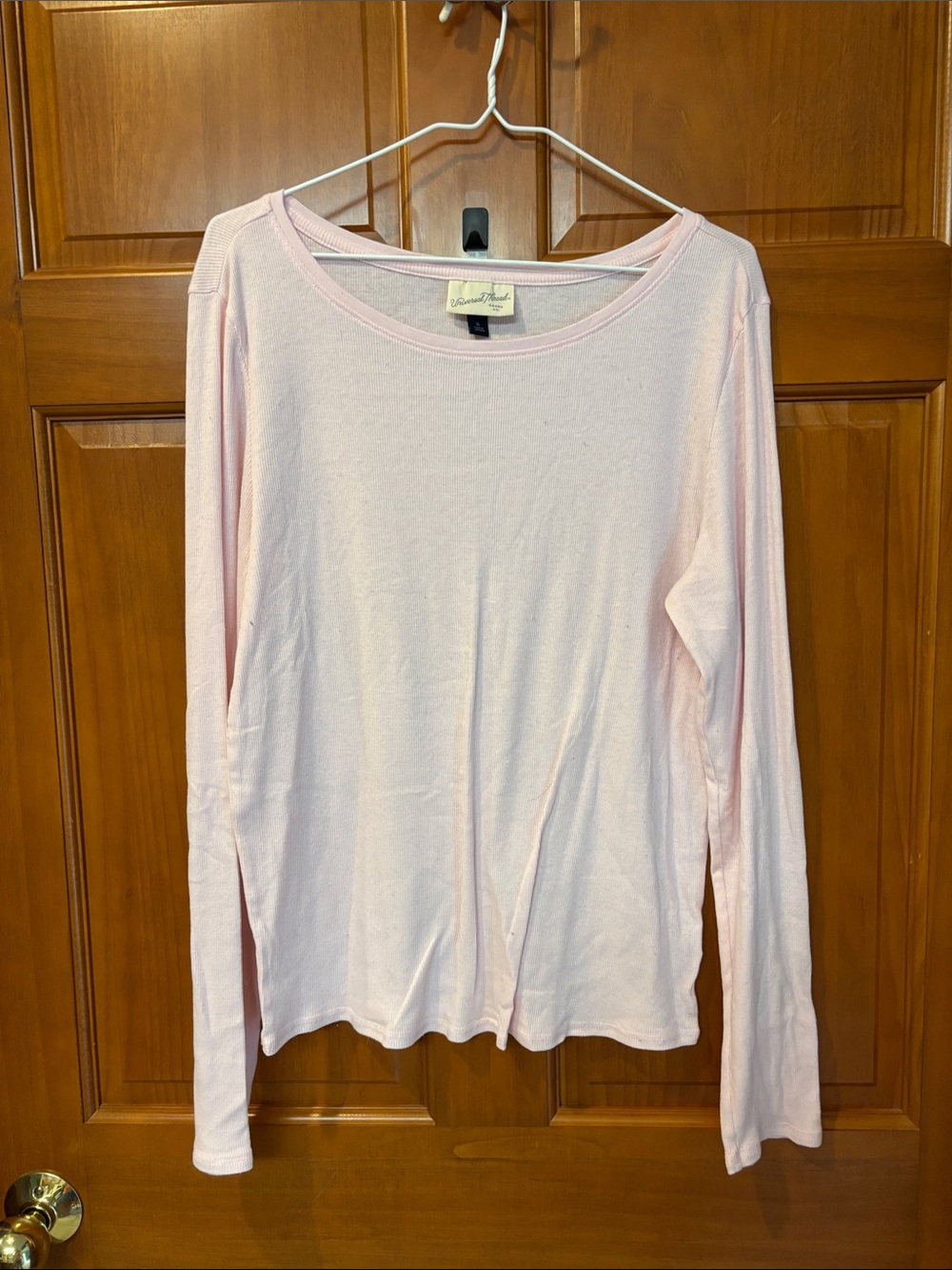 Universal Thread Light Pink Long Sleeve Scoop Neck Top